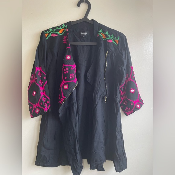 Embroidered Black Tops/Fotua - Picture 4 of 4